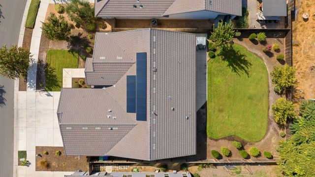 2360 W Bel Aire Court, Porterville, CA 93257