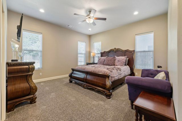 2360 W Bel Aire Court, Porterville, CA 93257