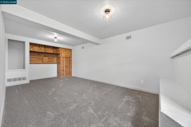 444 Edwards St, Crockett, CA 94525