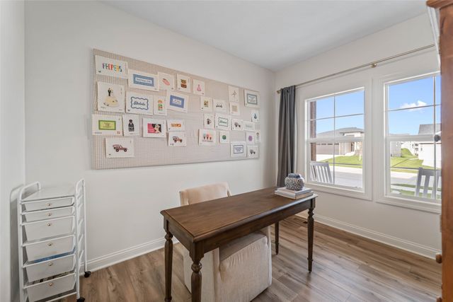 4716 90th Street, Urbandale, IA 50322