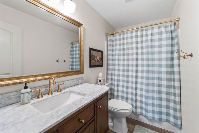 4716 90th Street, Urbandale, IA 50322
