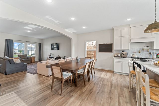 4716 90th Street, Urbandale, IA 50322