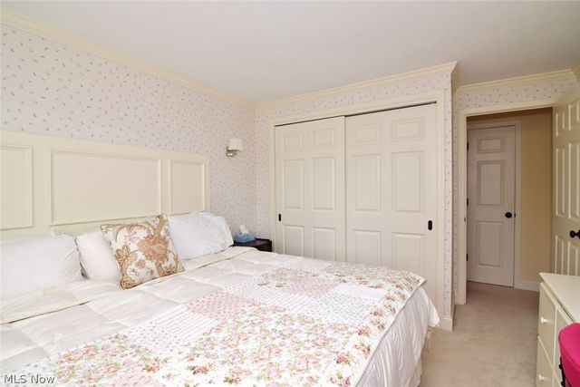 5009 Nob Hill Drive B2, Chagrin Falls, OH 44022