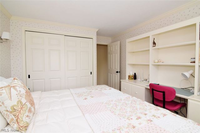 5009 Nob Hill Drive B2, Chagrin Falls, OH 44022
