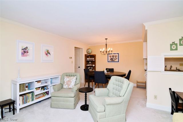 5009 Nob Hill Drive B2, Chagrin Falls, OH 44022