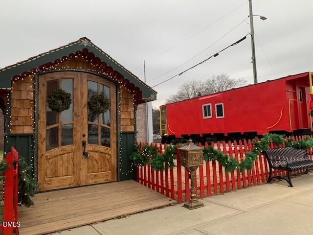 1602 Lake Shore Drive, Dunn, NC 28334