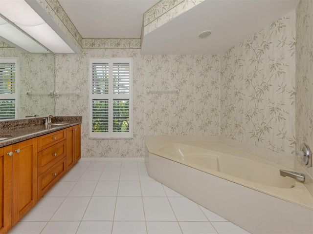 1606 VIKKI COURT, Venice, FL 34293