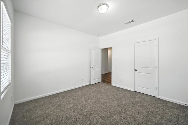 1637 Escondido Drive, Fort Worth, TX 76052