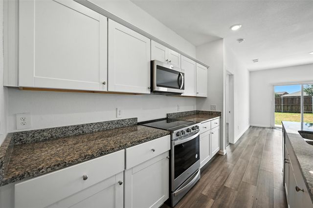 1637 Escondido Drive, Fort Worth, TX 76052