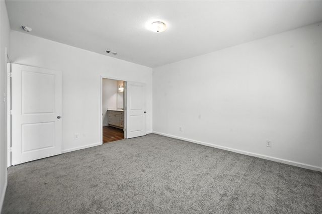 1637 Escondido Drive, Fort Worth, TX 76052