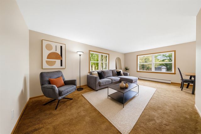 404 Willow Drive, Belvidere, IL 61008