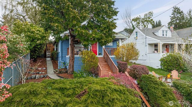9732 59th Avenue S, Seattle, WA 98118
