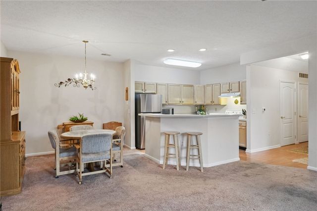 850 Hidden Ridge 101, South Park, PA 15129