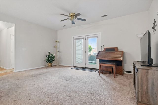 850 Hidden Ridge 101, South Park, PA 15129