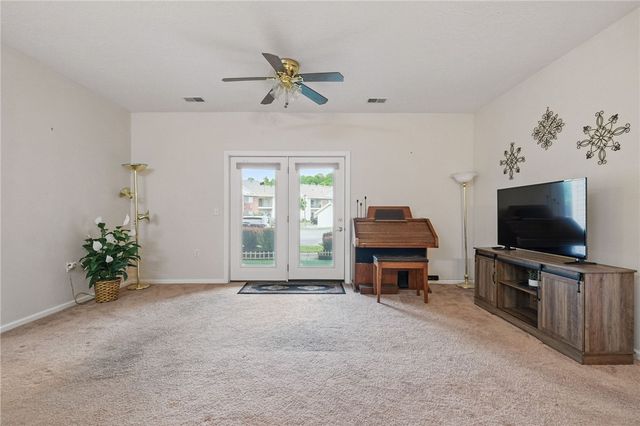 850 Hidden Ridge 101, South Park, PA 15129