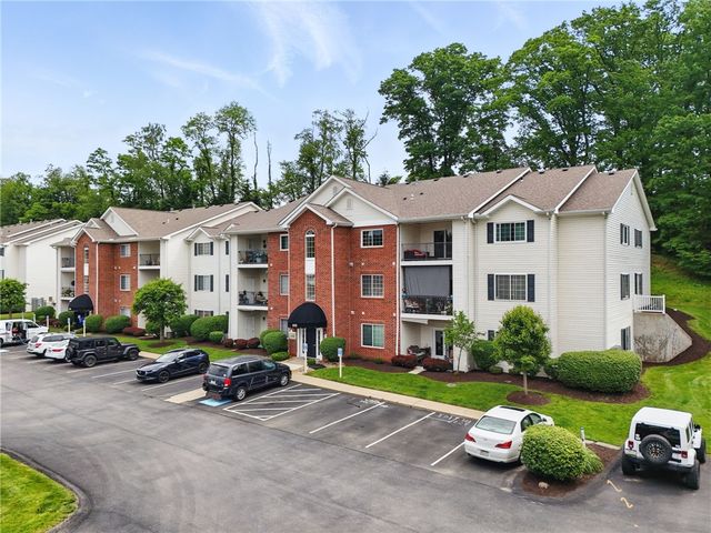 850 Hidden Ridge 101, South Park, PA 15129