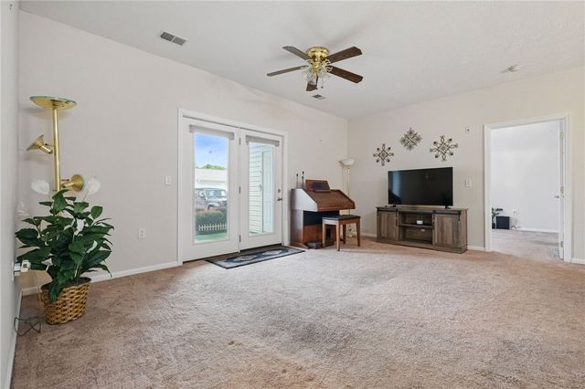 850 Hidden Ridge 101, South Park, PA 15129