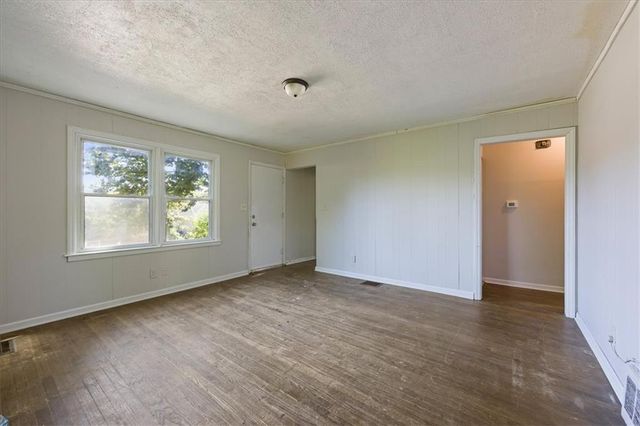 1134 Merriam Lane, Kansas City, KS 66103