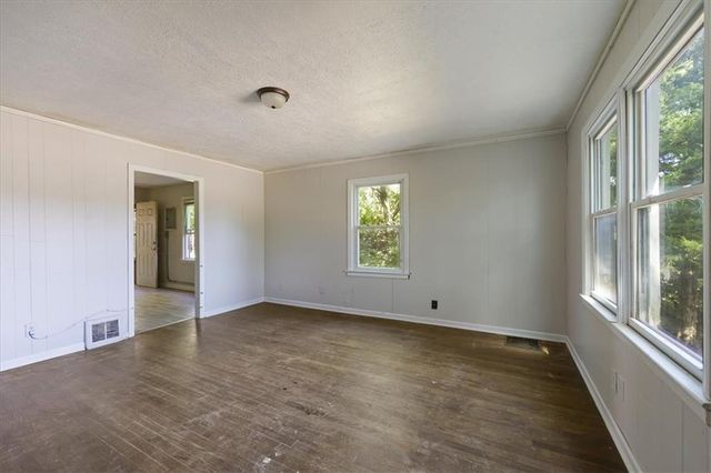 1134 Merriam Lane, Kansas City, KS 66103