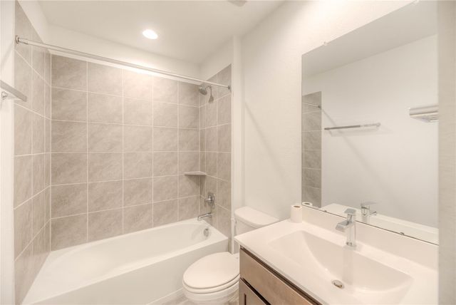 2630 Vanilla Sky Lane, Texas City, TX 77568