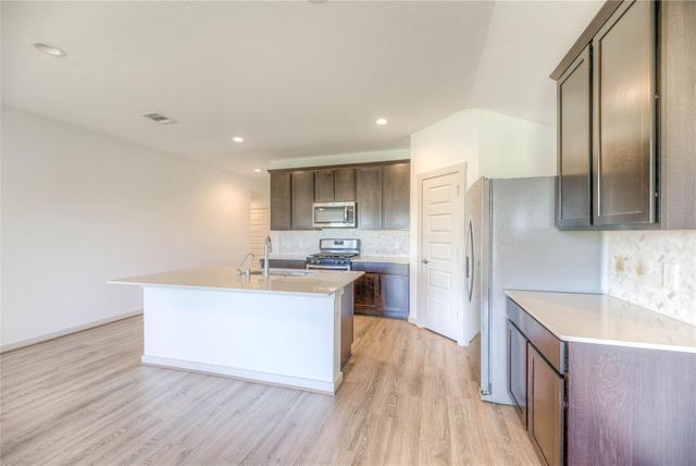 2630 Vanilla Sky Lane, Texas City, TX 77568