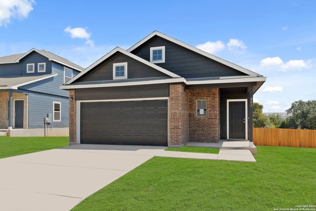 297 Gathering Drive, San Antonio, TX 78245