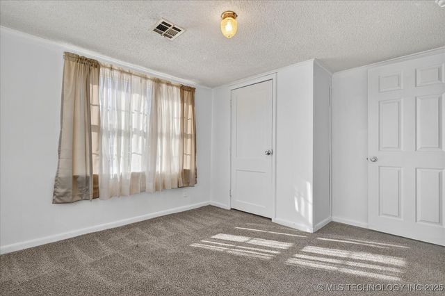 402391 W 2400 Road, Bartlesville, OK 74006