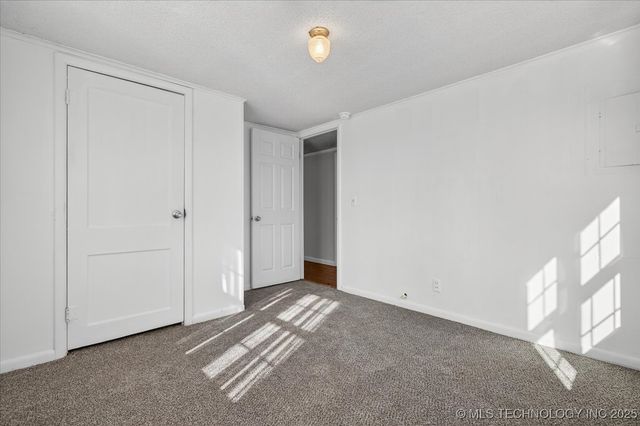 402391 W 2400 Road, Bartlesville, OK 74006