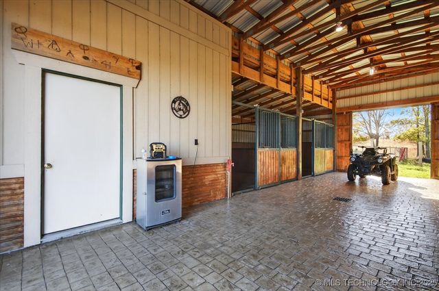 402391 W 2400 Road, Bartlesville, OK 74006