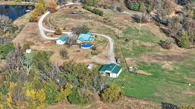 402391 W 2400 Road, Bartlesville, OK 74006