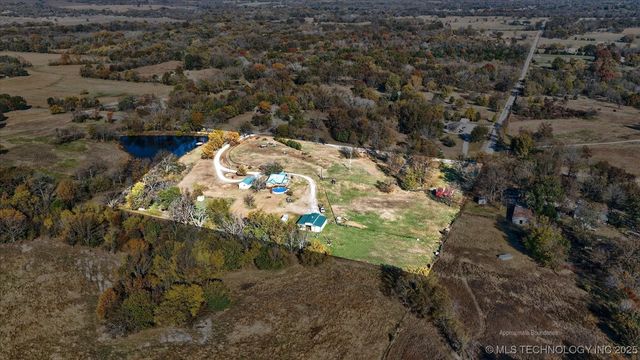 402391 W 2400 Road, Bartlesville, OK 74006