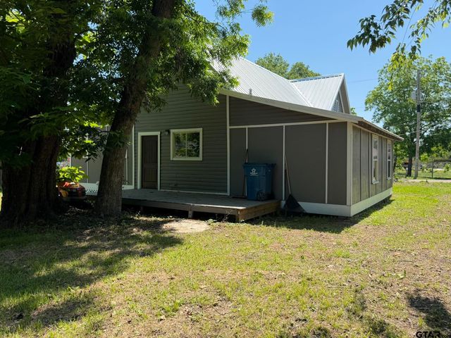 206 Live Oak, Winnsboro, TX 75494