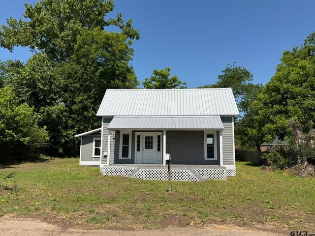 206 Live Oak, Winnsboro, TX 75494