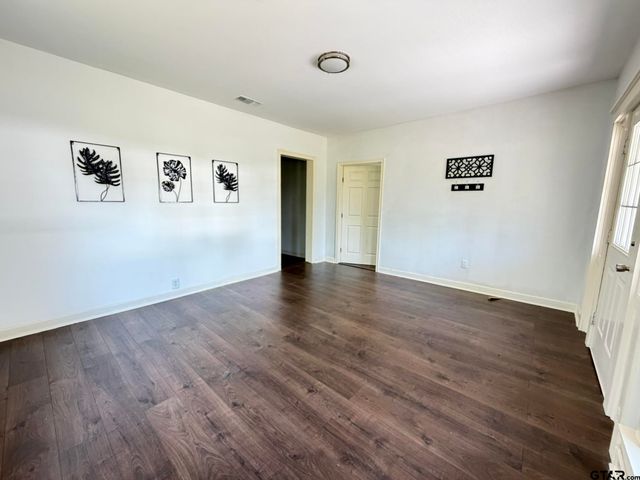 206 Live Oak, Winnsboro, TX 75494