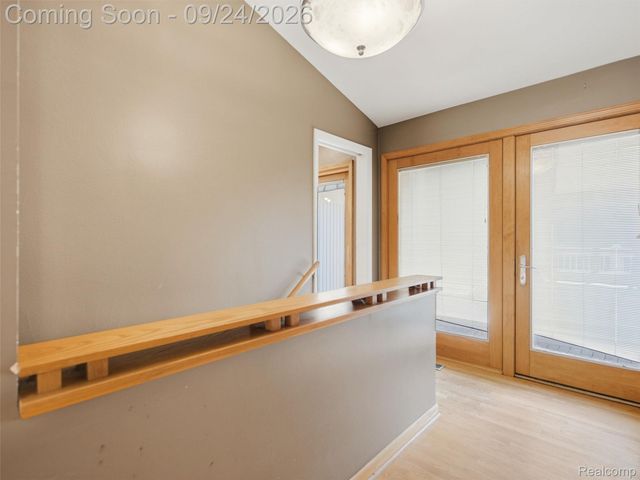 4430 Queens Way, Bloomfield Charter Township, MI 48304
