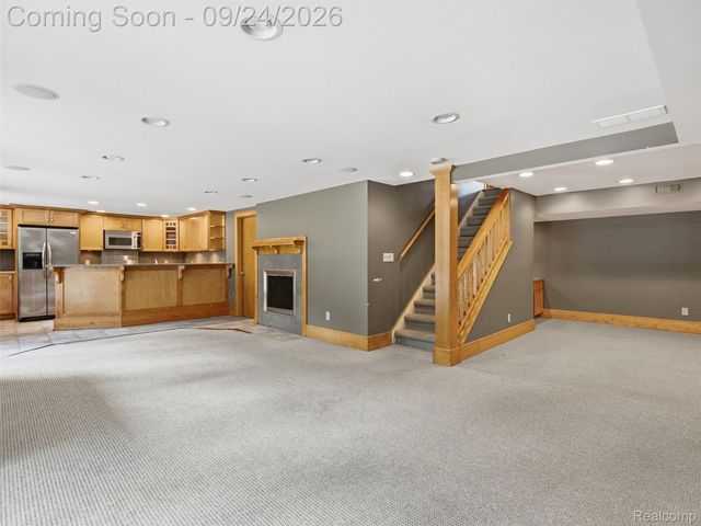 4430 Queens Way, Bloomfield Charter Township, MI 48304
