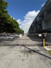 399 NW 72nd Ave 209, Miami, FL 33126