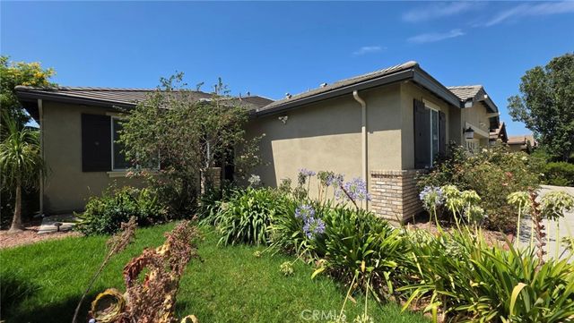11916 Berlyn Dove Court, Jurupa Valley, CA 91752