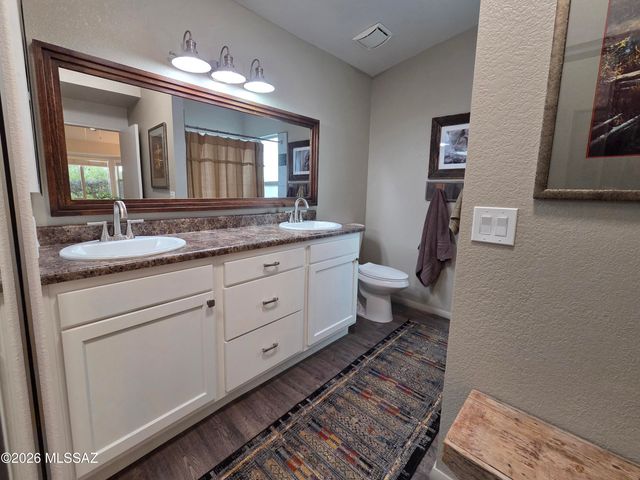 690 S Chimney Canyon Drive, Tucson, AZ 85748