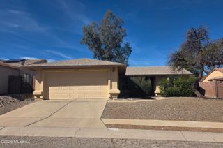 690 S Chimney Canyon Drive, Tucson, AZ 85748