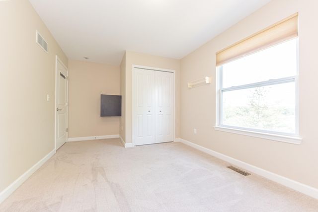 51344 E Bourne Terrace, Novi, MI 48374