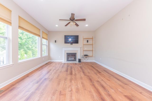 51344 E Bourne Terrace, Novi, MI 48374