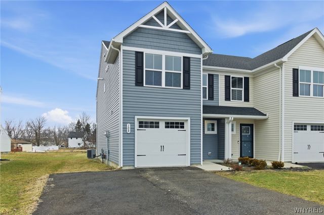 108 South Drive, West Seneca, NY 14218