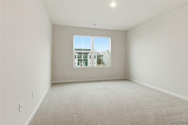 108 South Drive, West Seneca, NY 14218