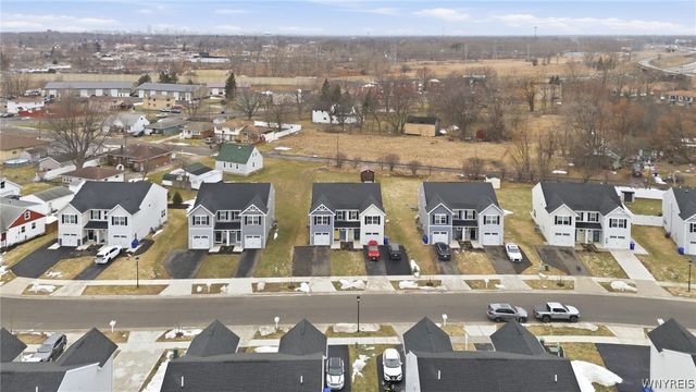 108 South Drive, West Seneca, NY 14218