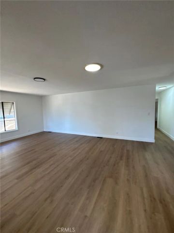 1300 W Menlo 59, Hemet, CA 92543