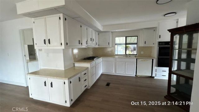 1300 W Menlo 59, Hemet, CA 92543