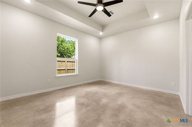 406 W Avenue C, Copperas Cove, TX 76522