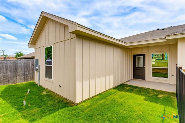 406 W Avenue C, Copperas Cove, TX 76522