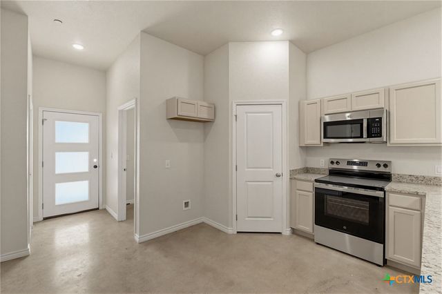 406 W Avenue C, Copperas Cove, TX 76522